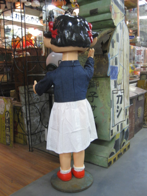 da0030 不二家の店頭用ペコちゃんA 【昭和レトロ百貨店】