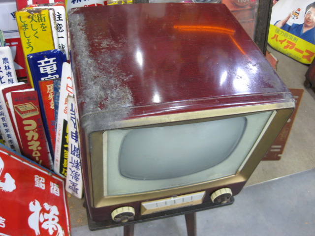 sr0320 6チャンネル シャープ製テレビ台アンテナ付 【昭和レトロ sr0320 6チャンネル シャープ製テレビ台アンテナ付 【昭和レトロ